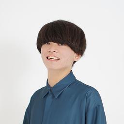 髙津 悠樹