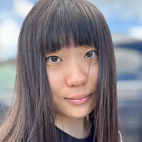 折尾 葵さん
