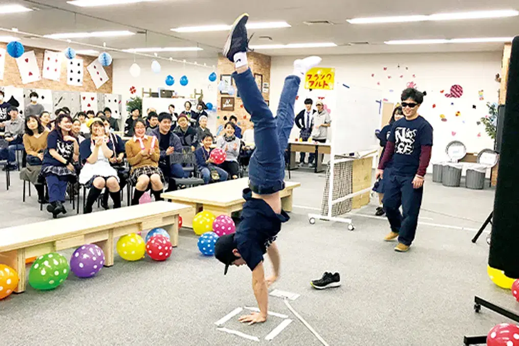 仲間と楽しむキャンパスのイベントイメージ画像