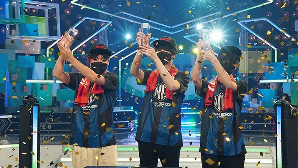 e-sports部のサムネイル