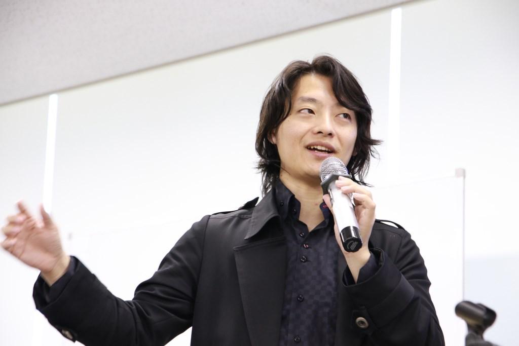 吉藤オリィ氏の特別授業『社会を変える力を学ぶ～分身ロボットとその未来～』を実施