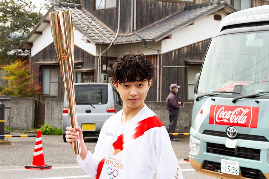 原口沙輔（SASUKE）さん「東京2020オリンピック」愛媛県代表メンバーとして聖火リレー参加