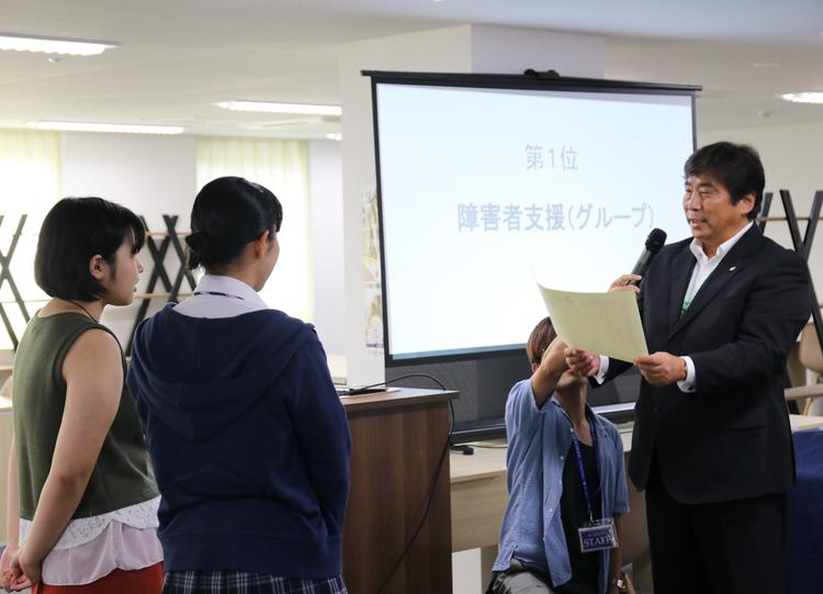 アイデア満載の素晴らしい発表に校長感動 ～ プロジェクトN中間発表会のサムネイル