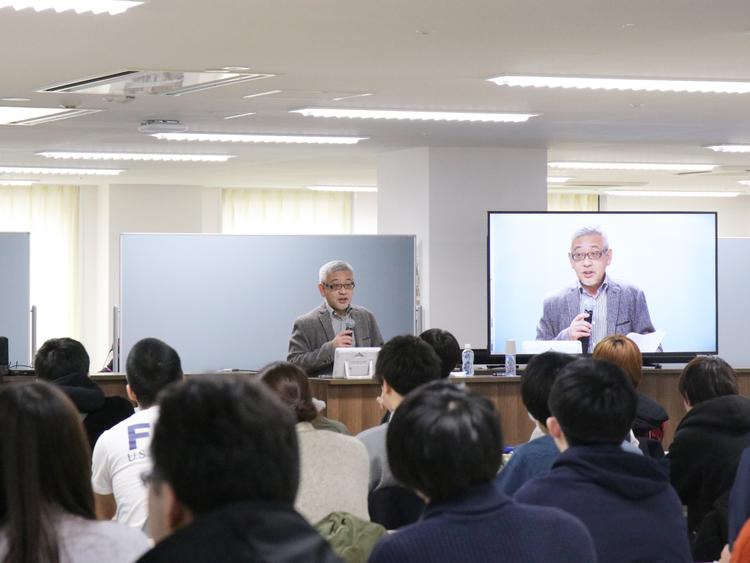 村上世彰氏による特別授業「お金の教育」のサムネイル