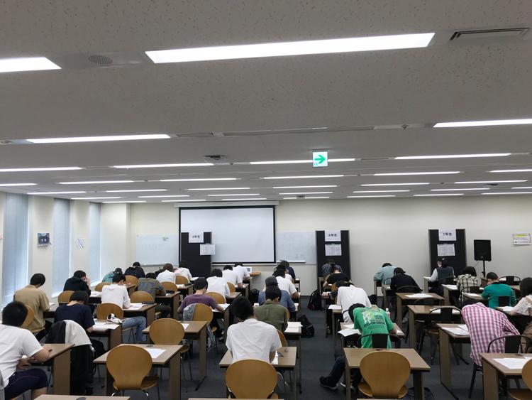 実力の腕試し「外部模試」を心斎橋キャンパスで開催のサムネイル