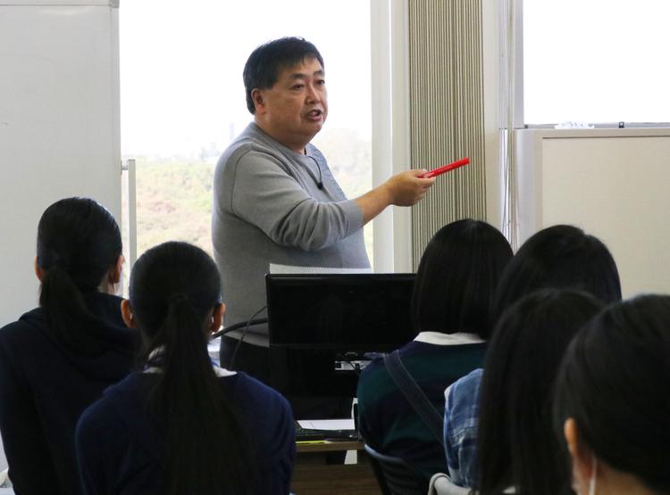 【プロジェクトN】大塚英志氏による特別授業<br>「キャラクターの”こころ作り”を通して自分を見つめる・表現する」のサムネイル