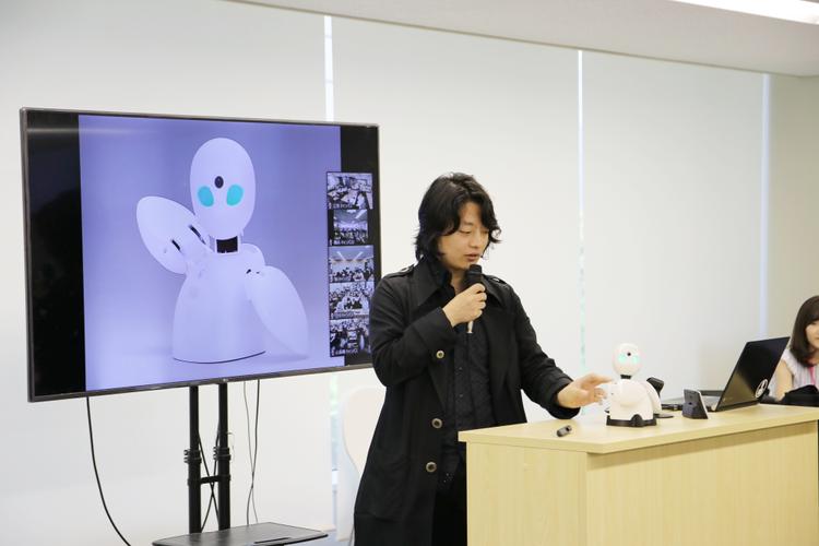 【プロジェクトN】吉藤オリィ氏による特別授業「社会を変える力を学ぶ」のサムネイル