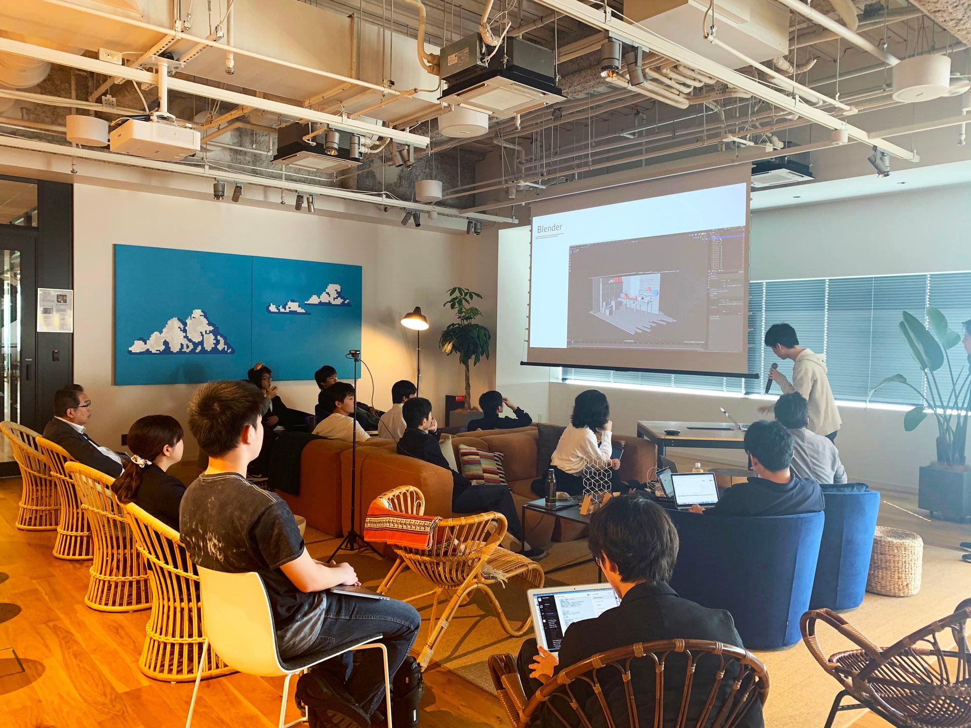 多くの企業が入るコワーキングスペースで自分をアピール！出張LT大会