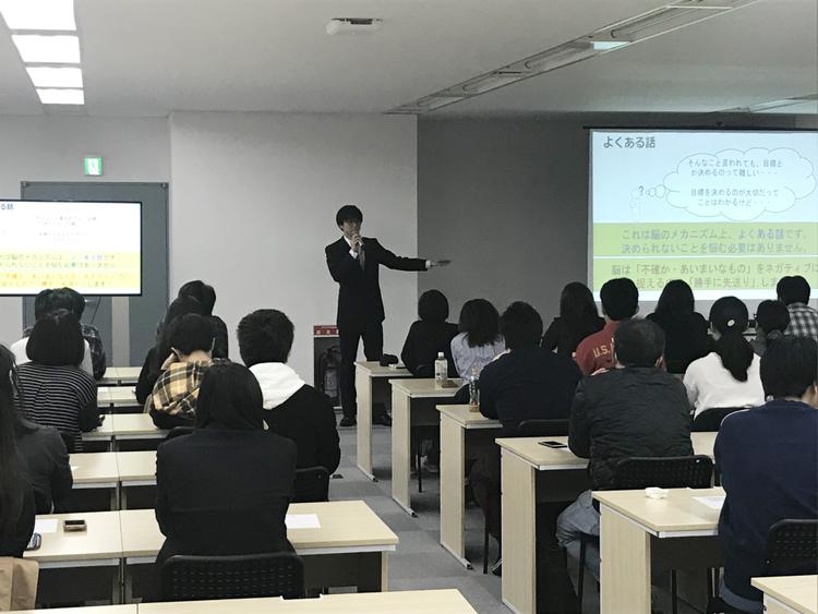 「リアル進路ガイダンス」を実施<br>～生徒・保護者・教職員、みんなで考える進路～のサムネイル