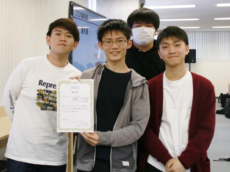 みんなのがんばりを表彰！2019年を振り返る大宮キャンパスの終業式のサムネイル