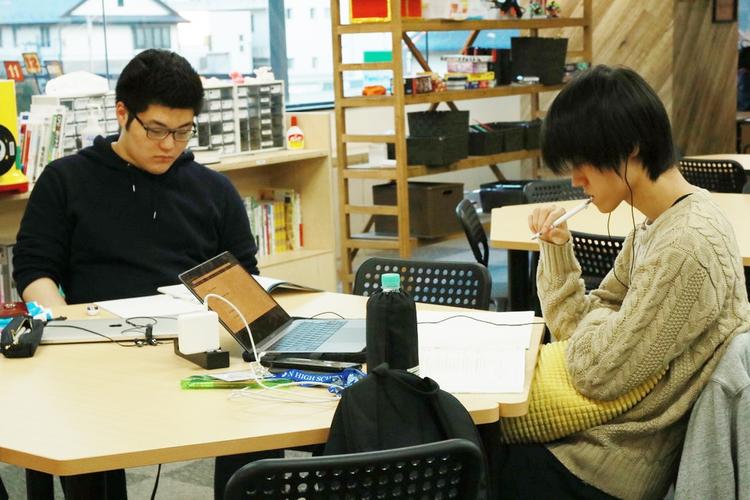楽しい冬休みが明けて…真剣モードの千葉キャンパスのサムネイル