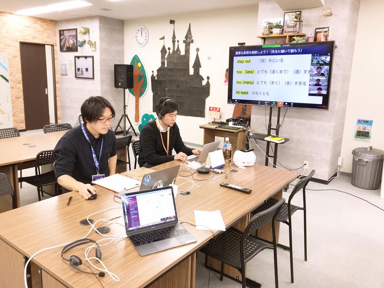 オンライン授業の裏側～ピンチから生まれる新たな学び～のサムネイル