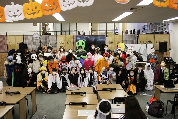 【横浜】港町、横浜からハッピーハロウィン！仮装もクイズも作り込まれた傑作のサムネイル