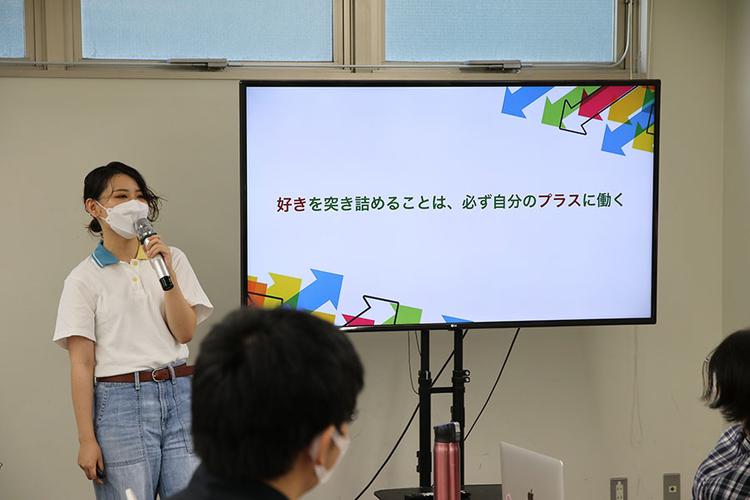 【名古屋】ティーチング・アシスタントの特別授業「論文のテーマを考えよう」のサムネイル