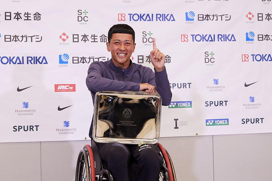 小田凱人さん「全仏オープン」史上最年少で優勝<br> 史上最年少で車いすテニスの世界ランキング1位獲得