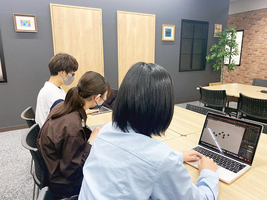 【高崎】初心者もハマる!<br>プログラミングは自分の興味を追求する時間